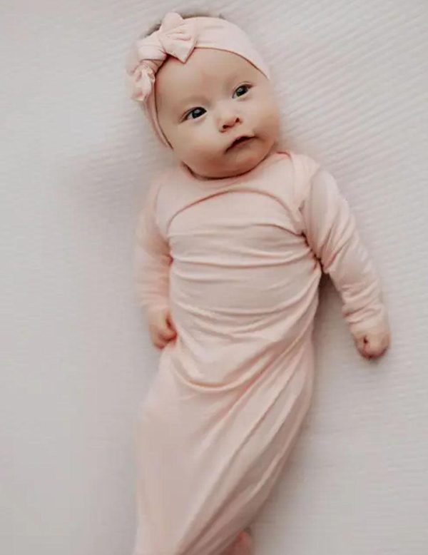 Heavenly Pink Knotted Gown & Bow Set Supply - Image 2